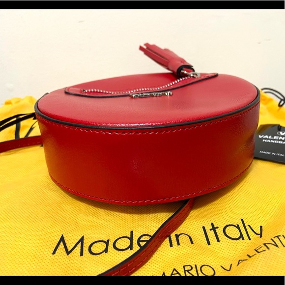 Authentic VALENTINO Henriette Round Red Leather Crossbody Bag Purse Luxury - Picture 14 of 14